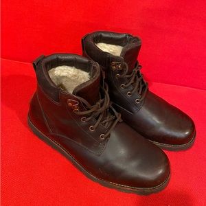 UGG MEN’s WATERPROOF BROWN SETON WINTER WORK BOOTS - 10 | NEW IN BOX
